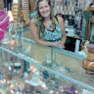 Meet your Posher, Joan